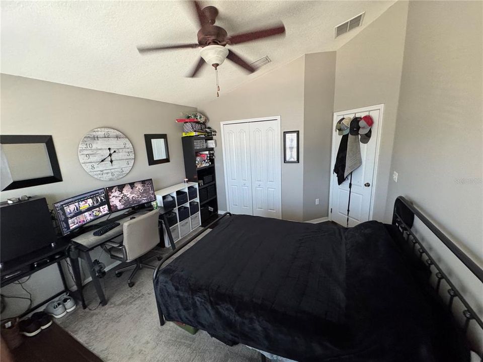 待售: $214,900 (2 贝兹, 2 浴室, 1185 平方英尺)