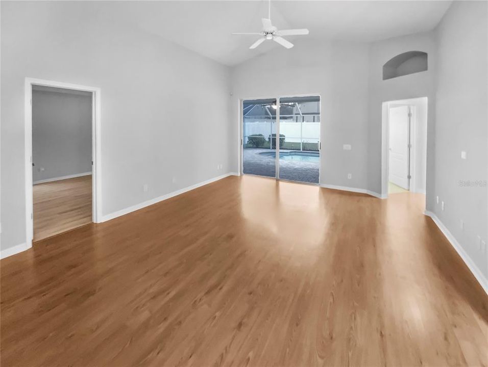 En Venta: $370,000 (3 camas, 2 baños, 1610 Pies cuadrados)