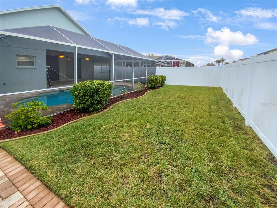 En Venta: $370,000 (3 camas, 2 baños, 1610 Pies cuadrados)