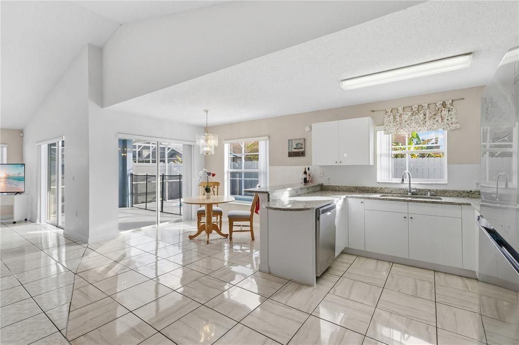 For Sale: $350,000 (3 beds, 2 baths, 1908 Square Feet)