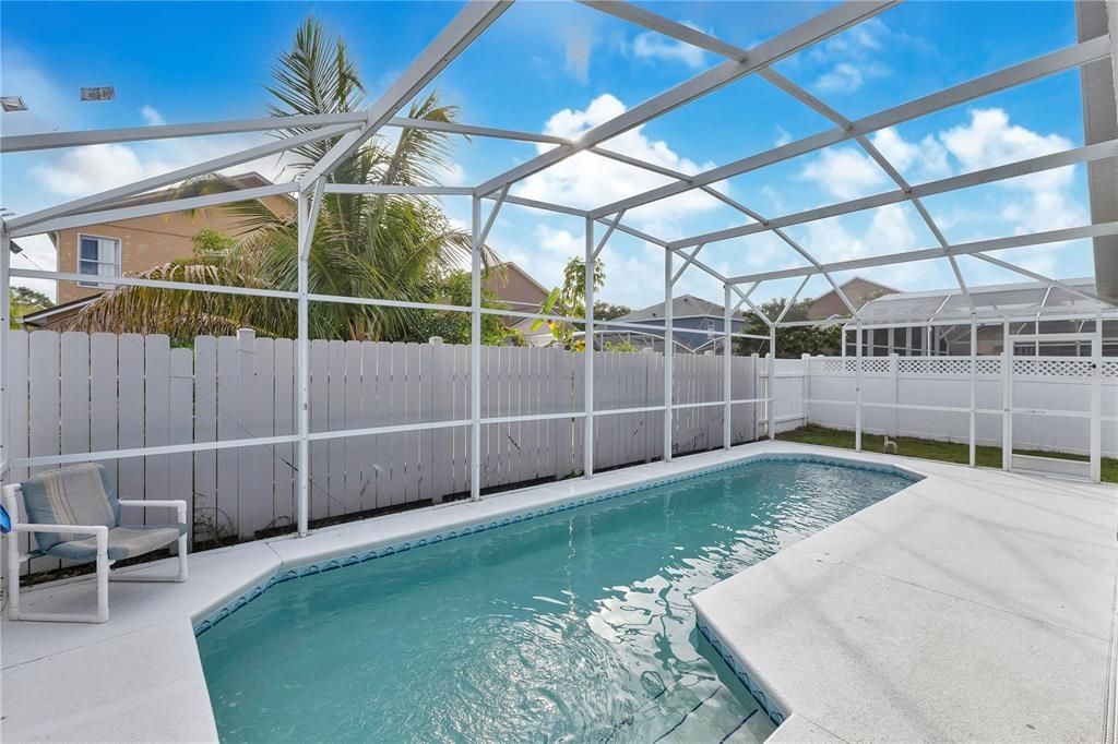 For Sale: $350,000 (3 beds, 2 baths, 1908 Square Feet)