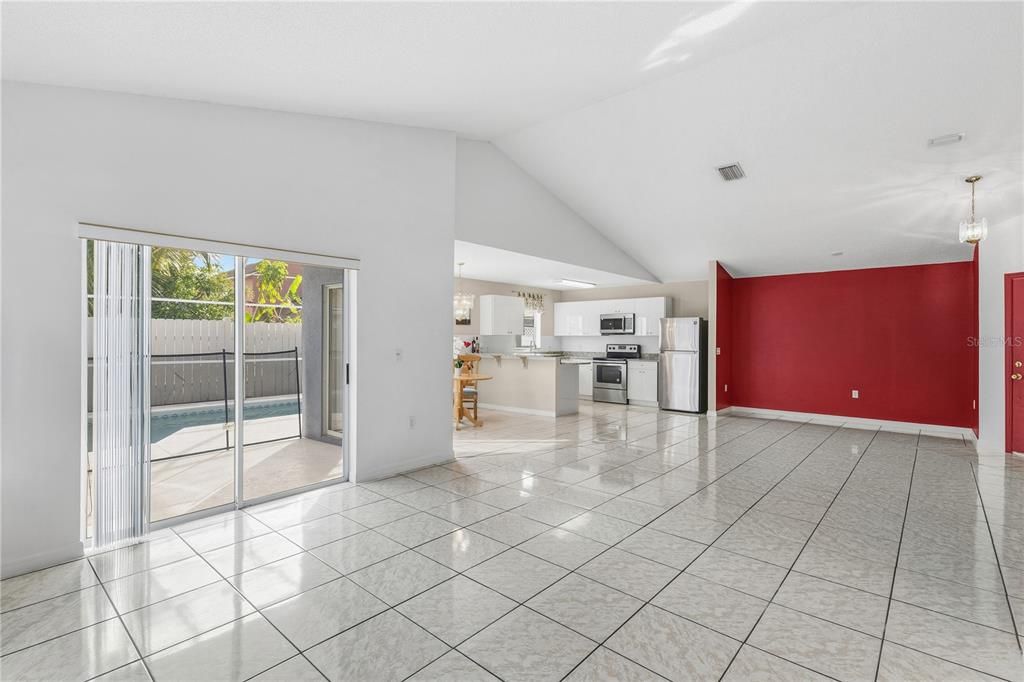 For Sale: $350,000 (3 beds, 2 baths, 1908 Square Feet)