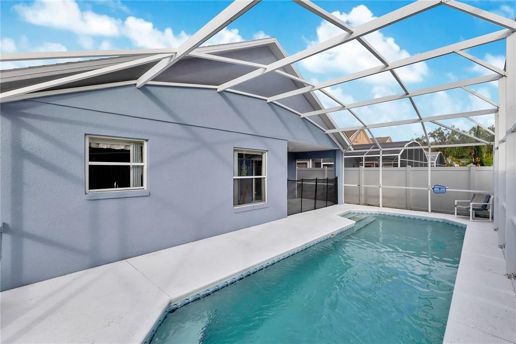 For Sale: $350,000 (3 beds, 2 baths, 1908 Square Feet)