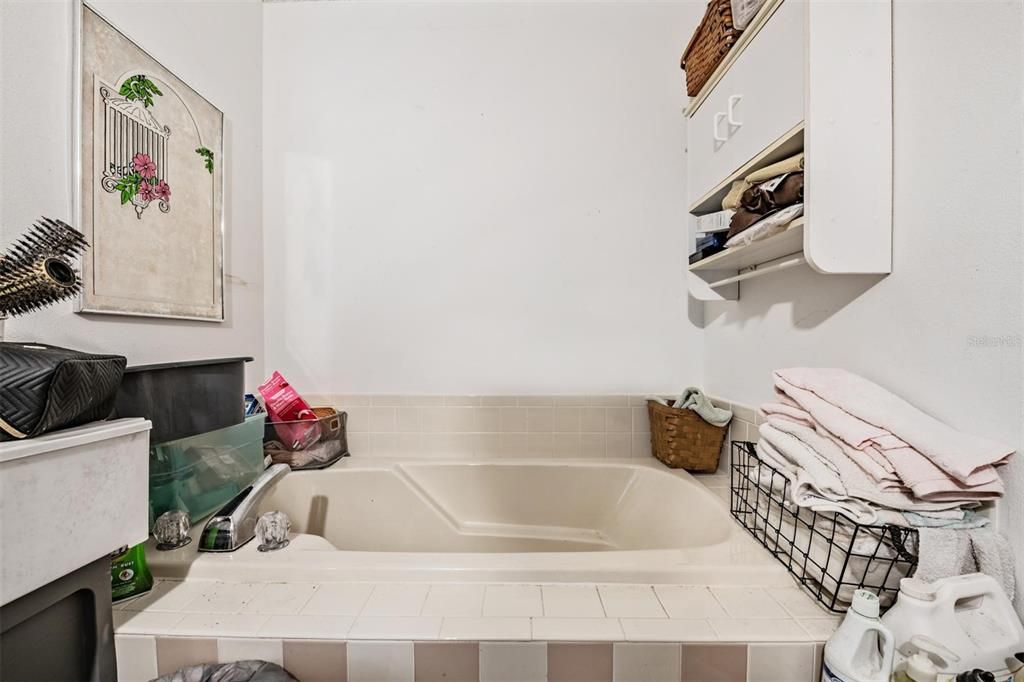 На продажу: $225,000 (3 спален, 2 ванн, 1506 Квадратных фут)