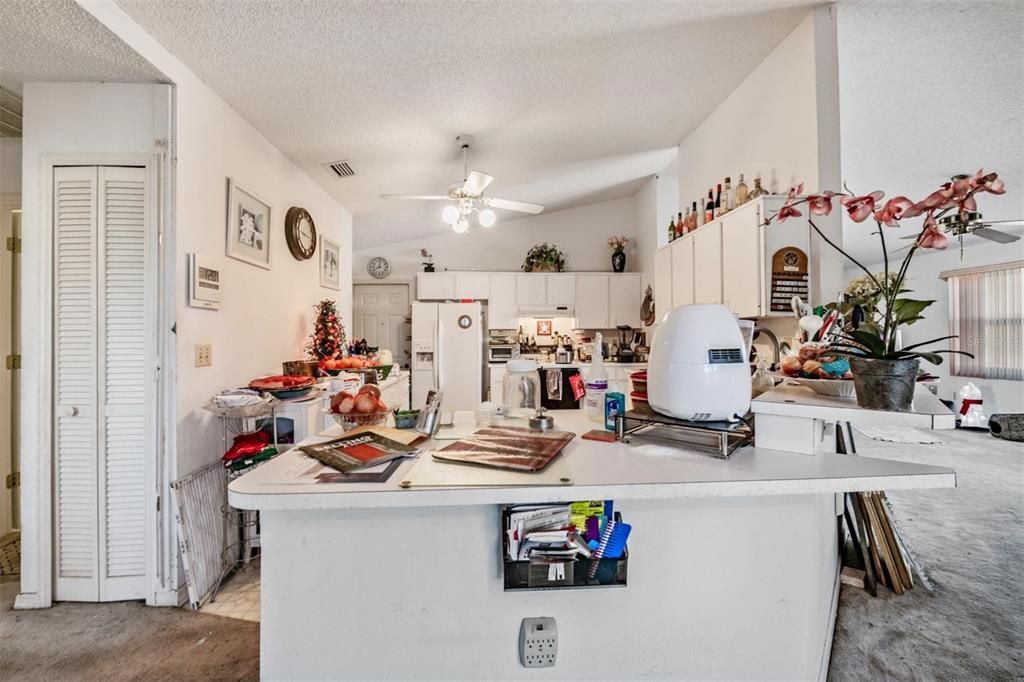 На продажу: $225,000 (3 спален, 2 ванн, 1506 Квадратных фут)