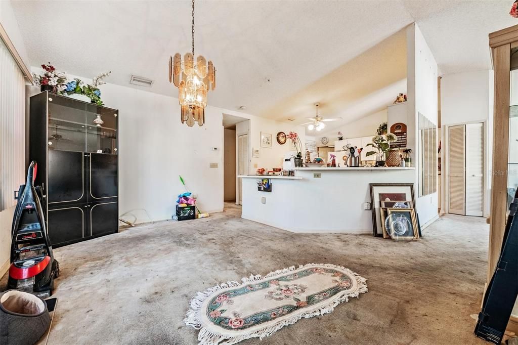 На продажу: $225,000 (3 спален, 2 ванн, 1506 Квадратных фут)