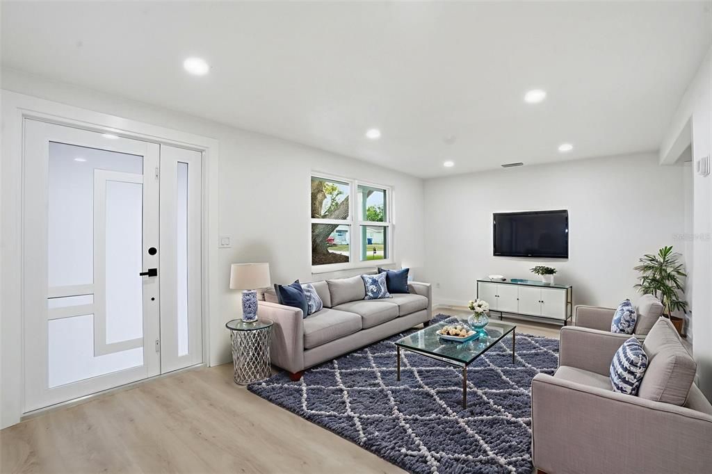 На продажу: $255,000 (3 спален, 1 ванн, 1124 Квадратных фут)