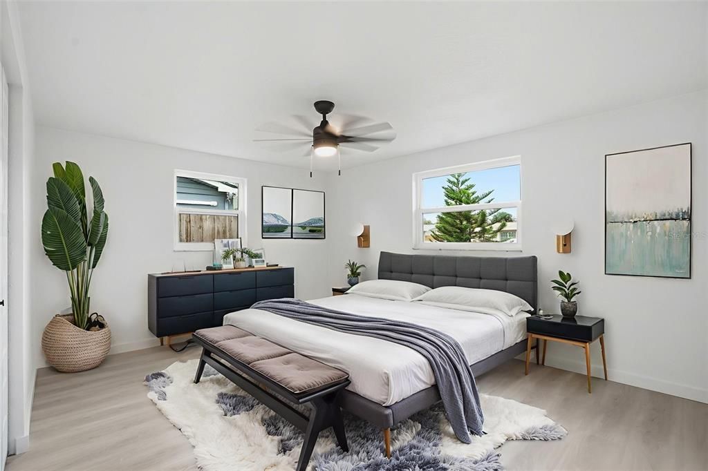 На продажу: $255,000 (3 спален, 1 ванн, 1124 Квадратных фут)