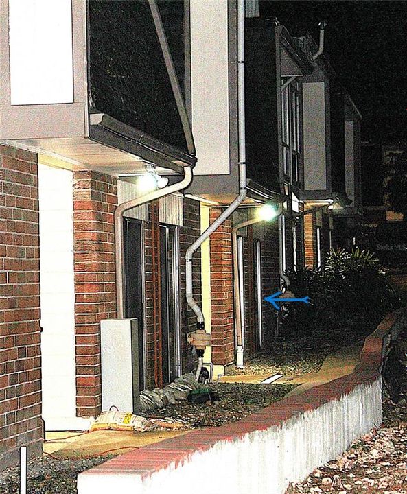 For Sale: $118,500 (1 beds, 1 baths, 642 Square Feet)