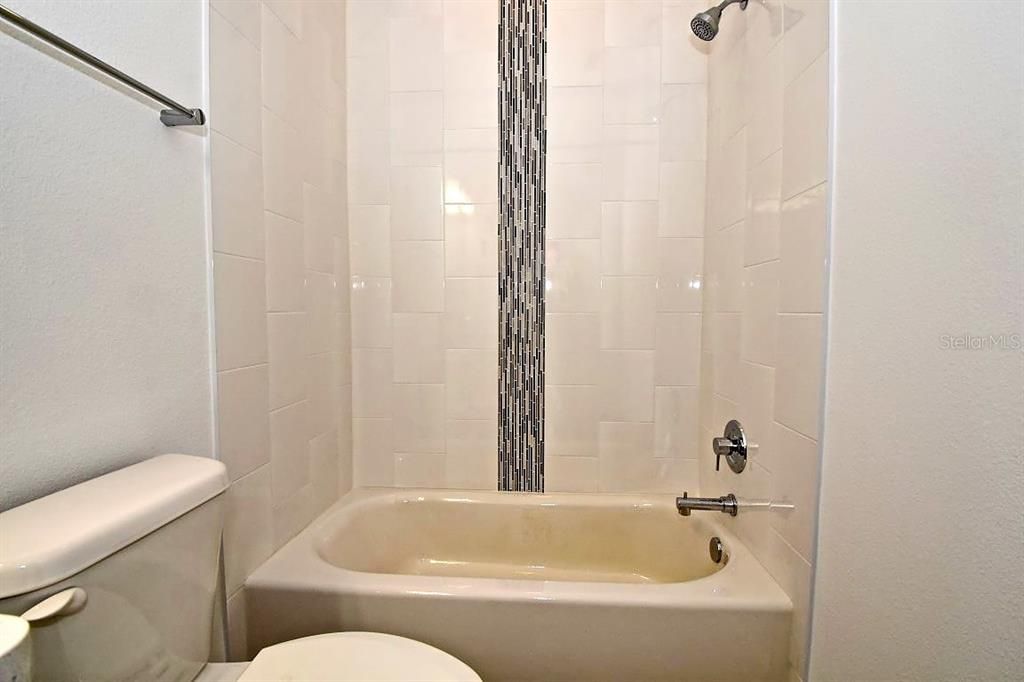 En Renta: $2,995 (3 camas, 3 baños, 2187 Pies cuadrados)