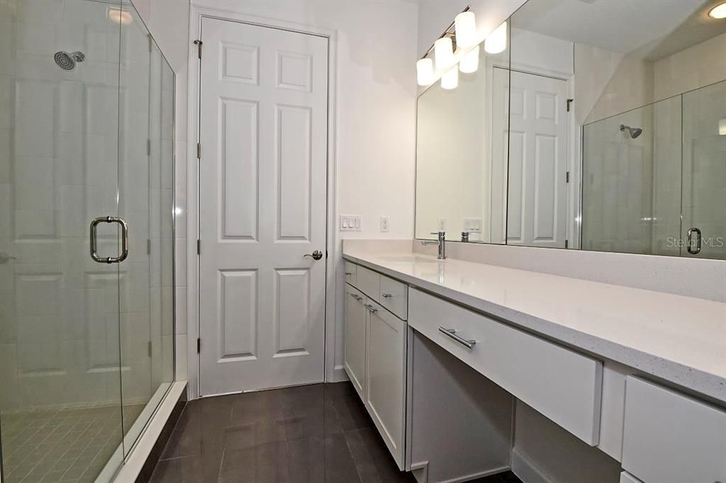 En Renta: $2,995 (3 camas, 3 baños, 2187 Pies cuadrados)