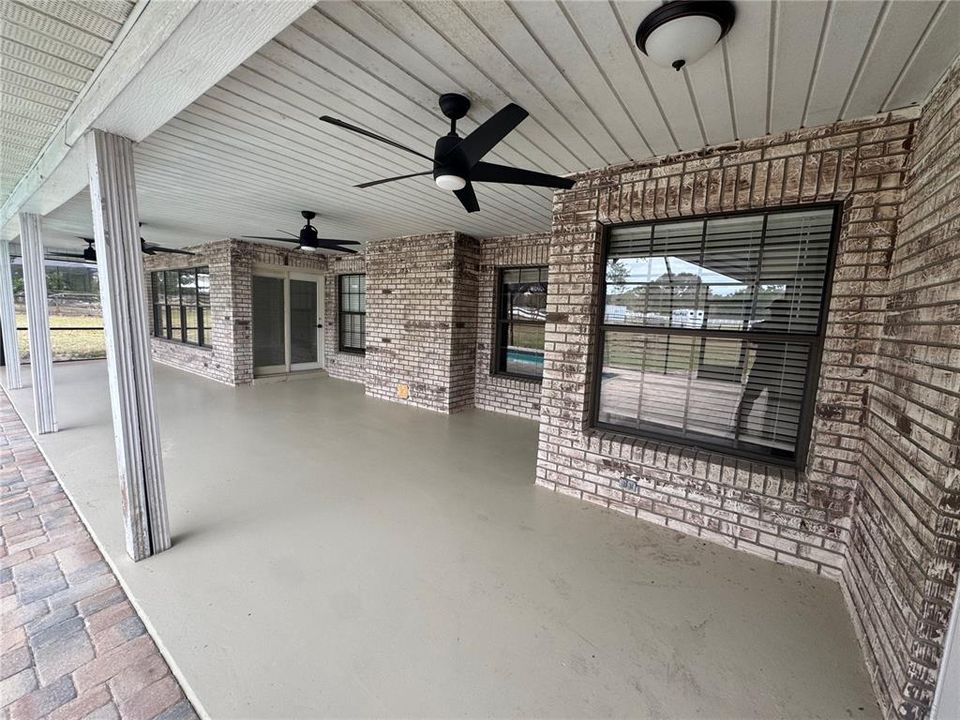 出租: $3,500 (3 贝兹, 2 浴室, 2309 平方英尺)