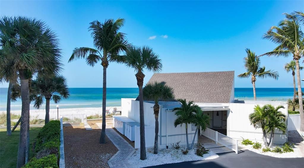 For Sale: $459,000 (2 beds, 2 baths, 1270 Square Feet)