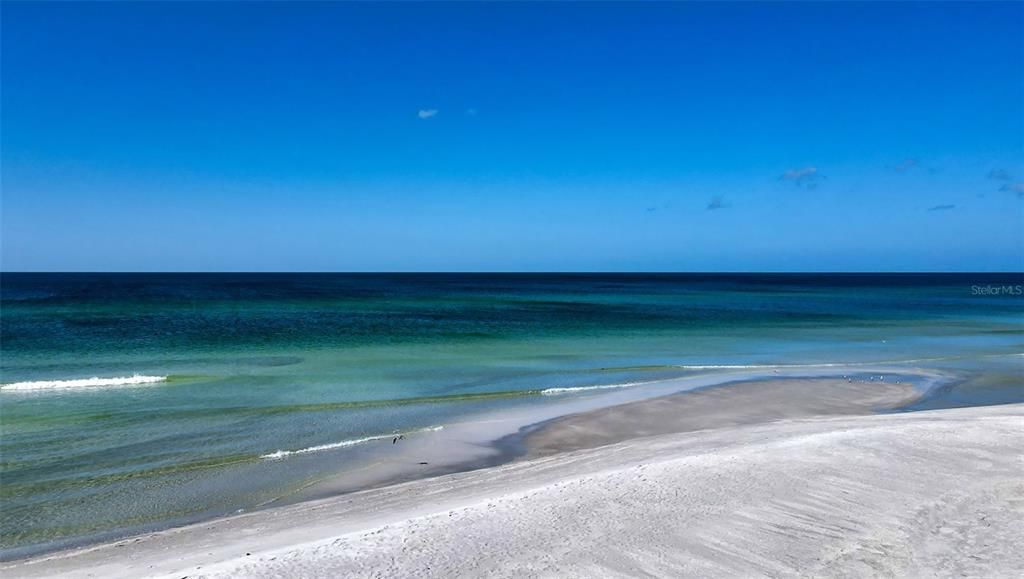 For Sale: $459,000 (2 beds, 2 baths, 1270 Square Feet)