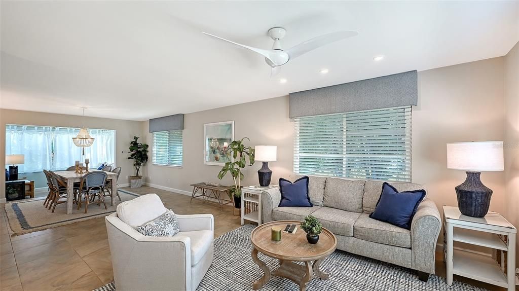 For Sale: $459,000 (2 beds, 2 baths, 1270 Square Feet)