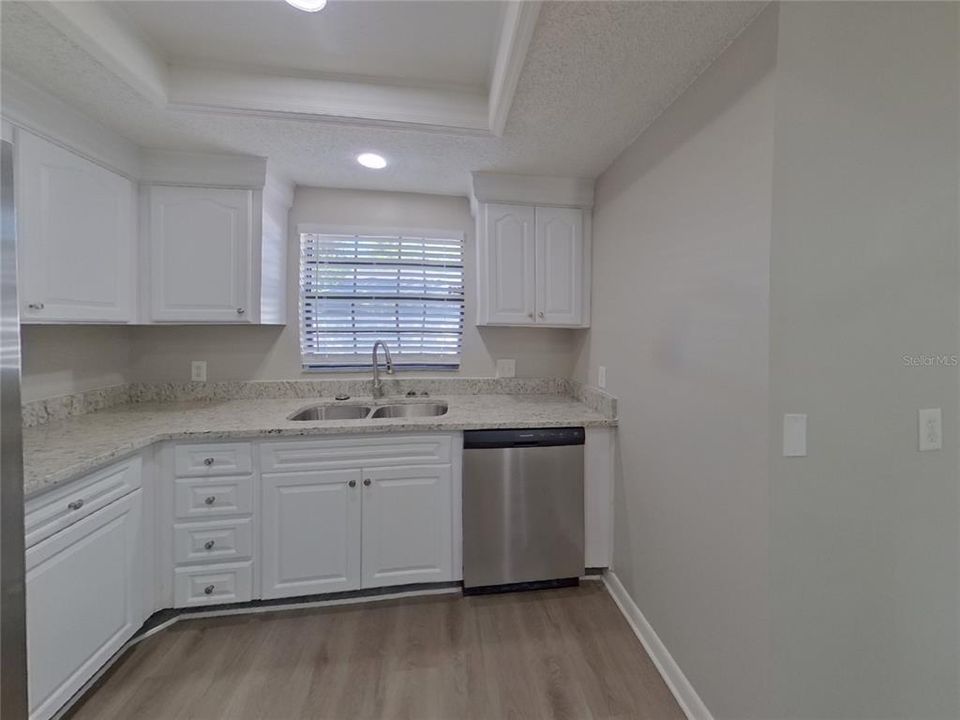 В аренду: $2,699 (4 спален, 2 ванн, 2239 Квадратных фут)