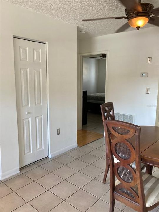 For Sale: $77,900 (1 beds, 1 baths, 680 Square Feet)