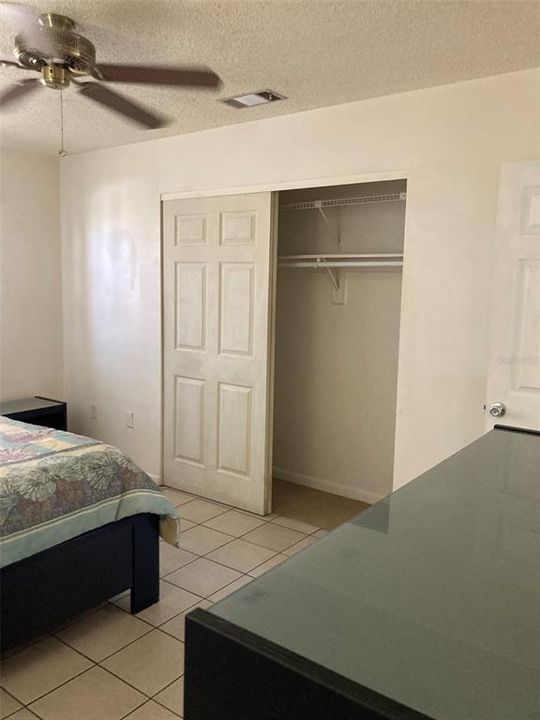 For Sale: $77,900 (1 beds, 1 baths, 680 Square Feet)