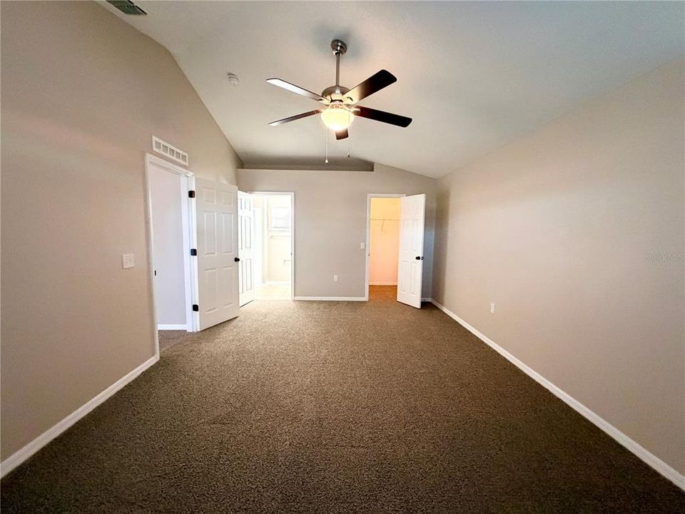 For Sale: $259,900 (3 beds, 2 baths, 1750 Square Feet)