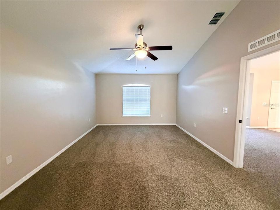 For Sale: $259,900 (3 beds, 2 baths, 1750 Square Feet)