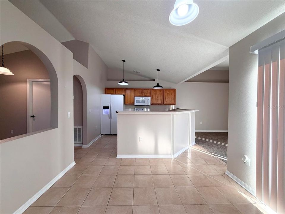 For Sale: $259,900 (3 beds, 2 baths, 1750 Square Feet)