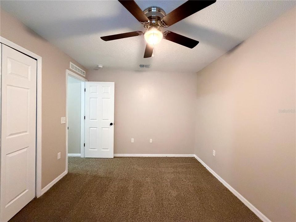 For Sale: $259,900 (3 beds, 2 baths, 1750 Square Feet)