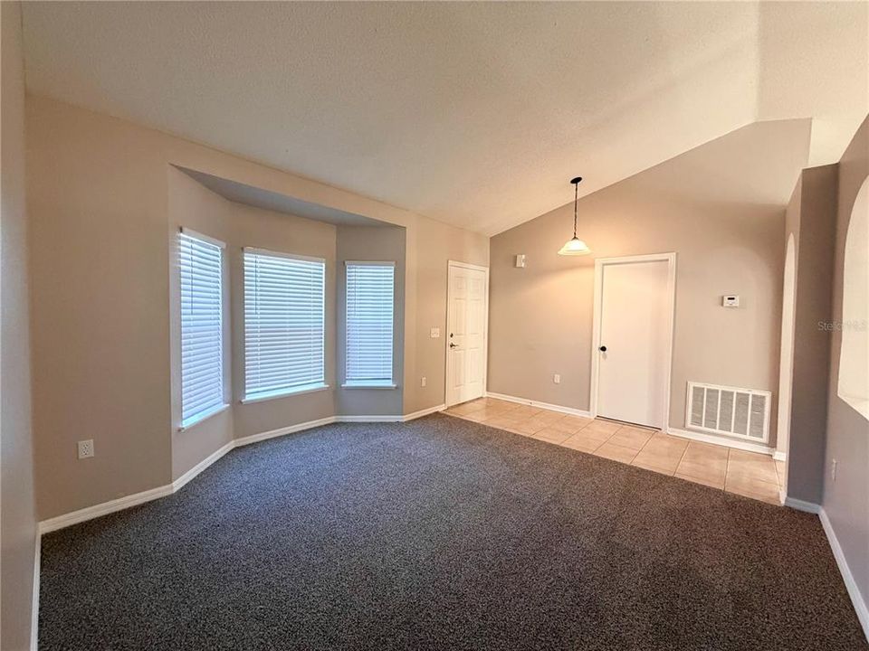 For Sale: $259,900 (3 beds, 2 baths, 1750 Square Feet)