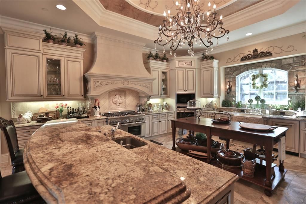 For Sale: $9,250,000 (5 beds, 5 baths, 7985 Square Feet)