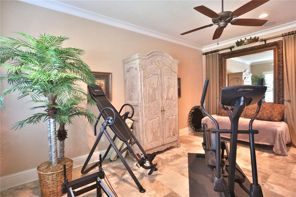 For Sale: $9,250,000 (5 beds, 5 baths, 7985 Square Feet)