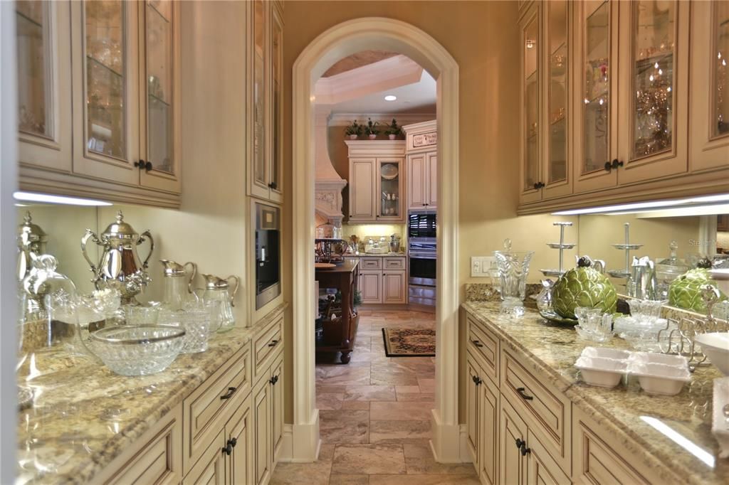 For Sale: $9,250,000 (5 beds, 5 baths, 7985 Square Feet)