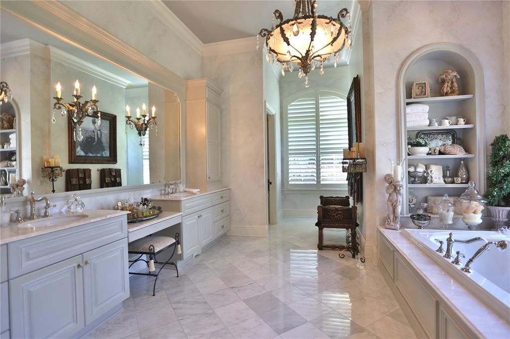 For Sale: $9,250,000 (5 beds, 5 baths, 7985 Square Feet)