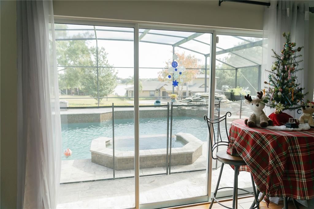 En Venta: $825,000 (3 camas, 2 baños, 2506 Pies cuadrados)