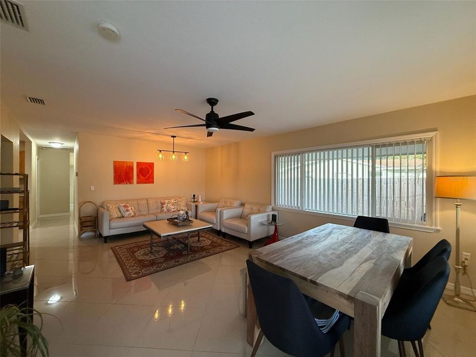 For Rent: $3,000 (3 beds, 1 baths, 1066 Square Feet)