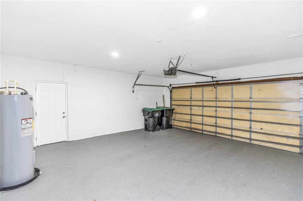 На продажу: $325,000 (3 спален, 2 ванн, 1305 Квадратных фут)