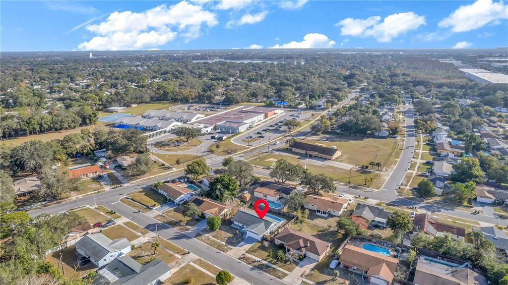 На продажу: $325,000 (3 спален, 2 ванн, 1305 Квадратных фут)