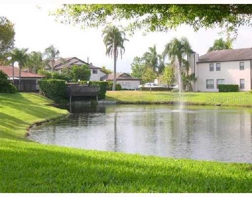 В аренду: $1,800 (2 спален, 2 ванн, 912 Квадратных фут)