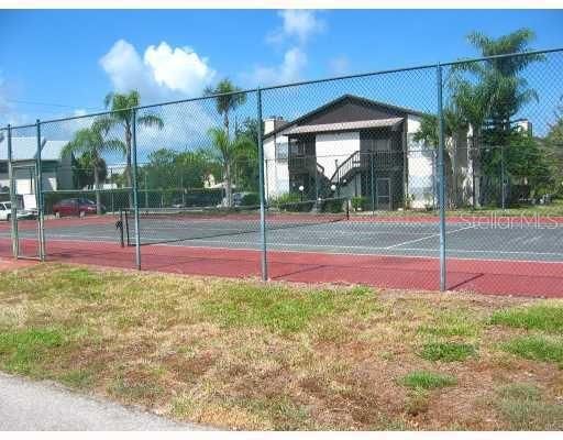 В аренду: $1,800 (2 спален, 2 ванн, 912 Квадратных фут)