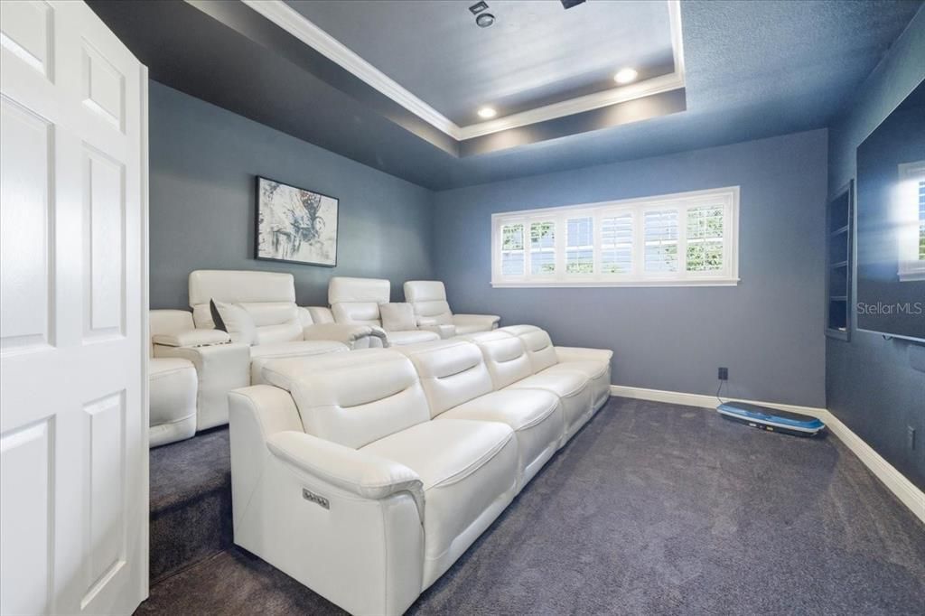 合同活跃: $925,000 (4 贝兹, 3 浴室, 3176 平方英尺)