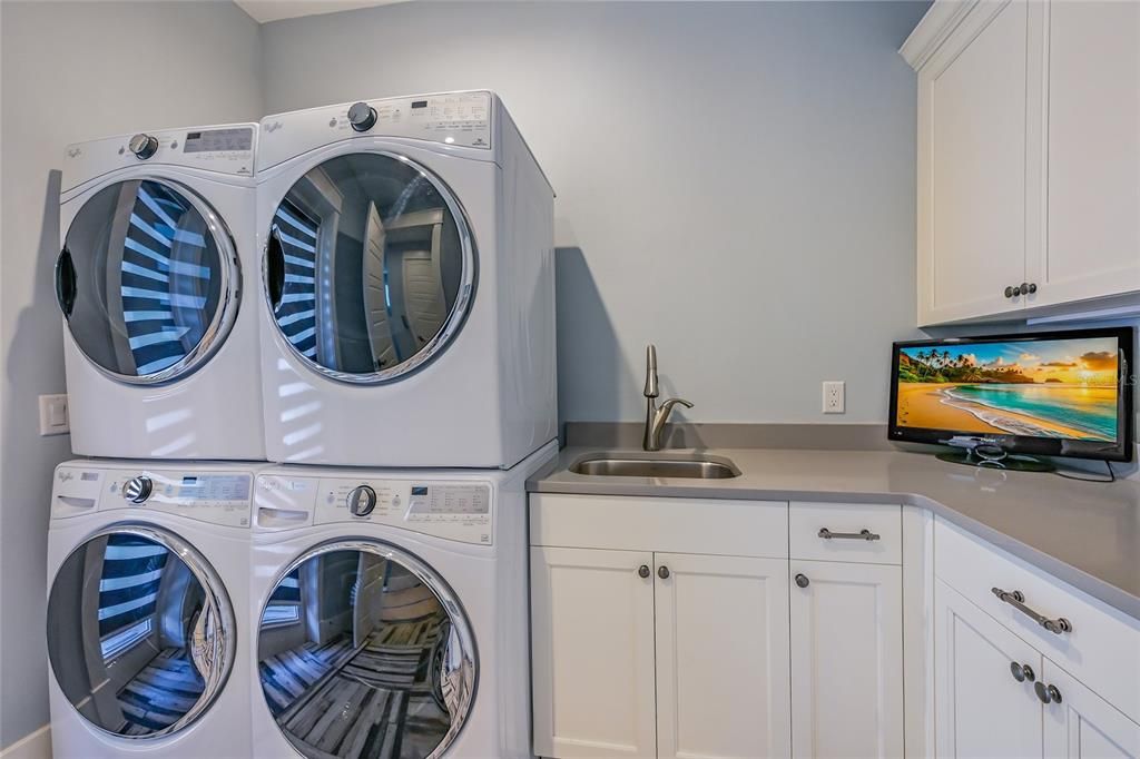 For Sale: $9,000,000 (11 beds, 11 baths, 5591 Square Feet)