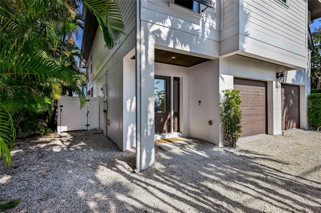 For Sale: $9,000,000 (11 beds, 11 baths, 5591 Square Feet)