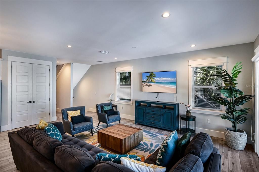 For Sale: $9,000,000 (11 beds, 11 baths, 5591 Square Feet)