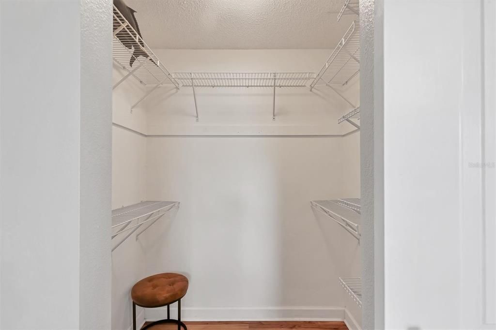 For Sale: $400,000 (2 beds, 2 baths, 1442 Square Feet)