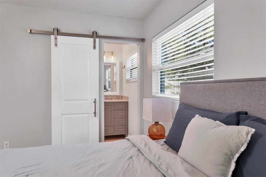 For Sale: $400,000 (2 beds, 2 baths, 1442 Square Feet)