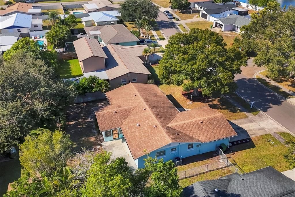 For Sale: $400,000 (2 beds, 2 baths, 1442 Square Feet)