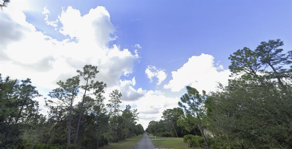 En Venta: $15,000 (0.50 acres)