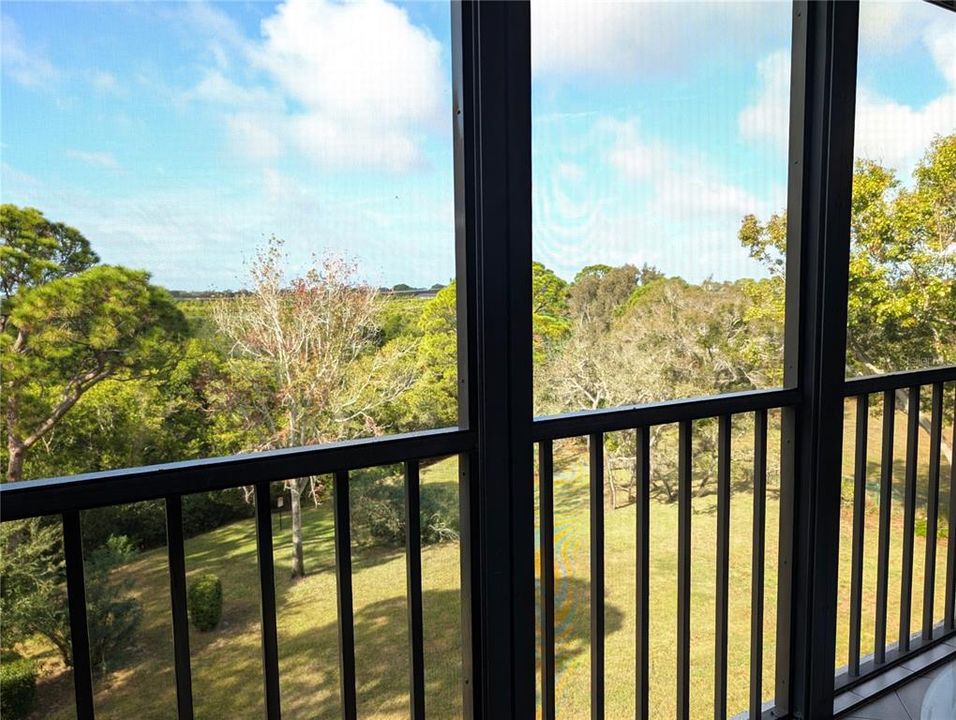 For Sale: $199,900 (2 beds, 2 baths, 1440 Square Feet)