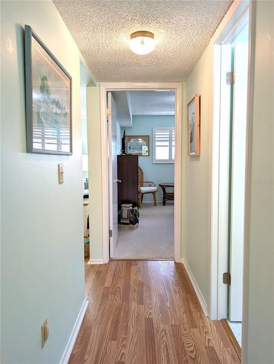 For Sale: $199,900 (2 beds, 2 baths, 1440 Square Feet)