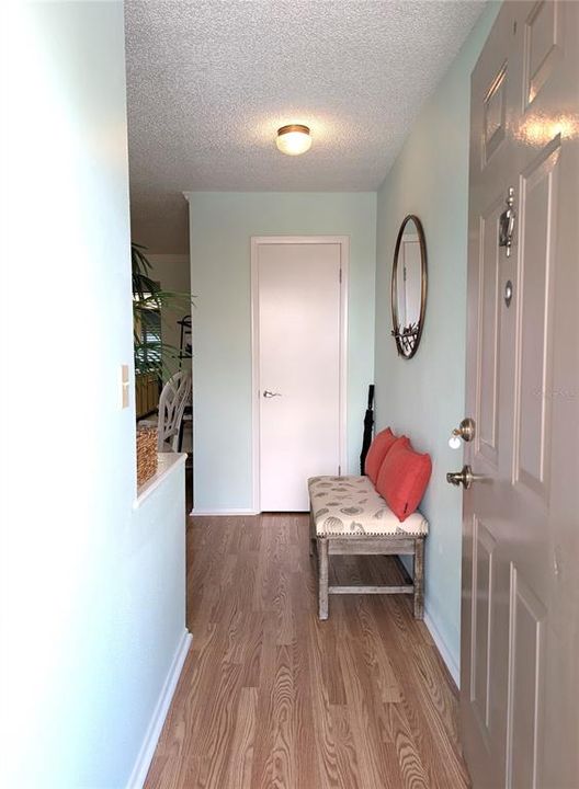 For Sale: $199,900 (2 beds, 2 baths, 1440 Square Feet)