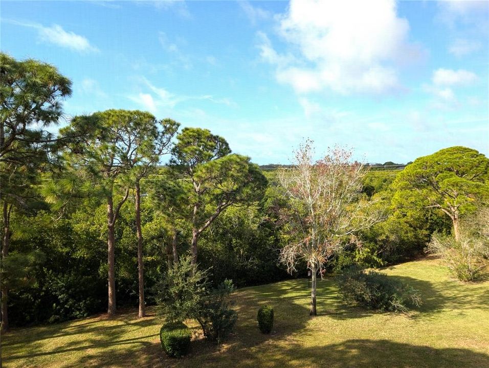 For Sale: $199,900 (2 beds, 2 baths, 1440 Square Feet)