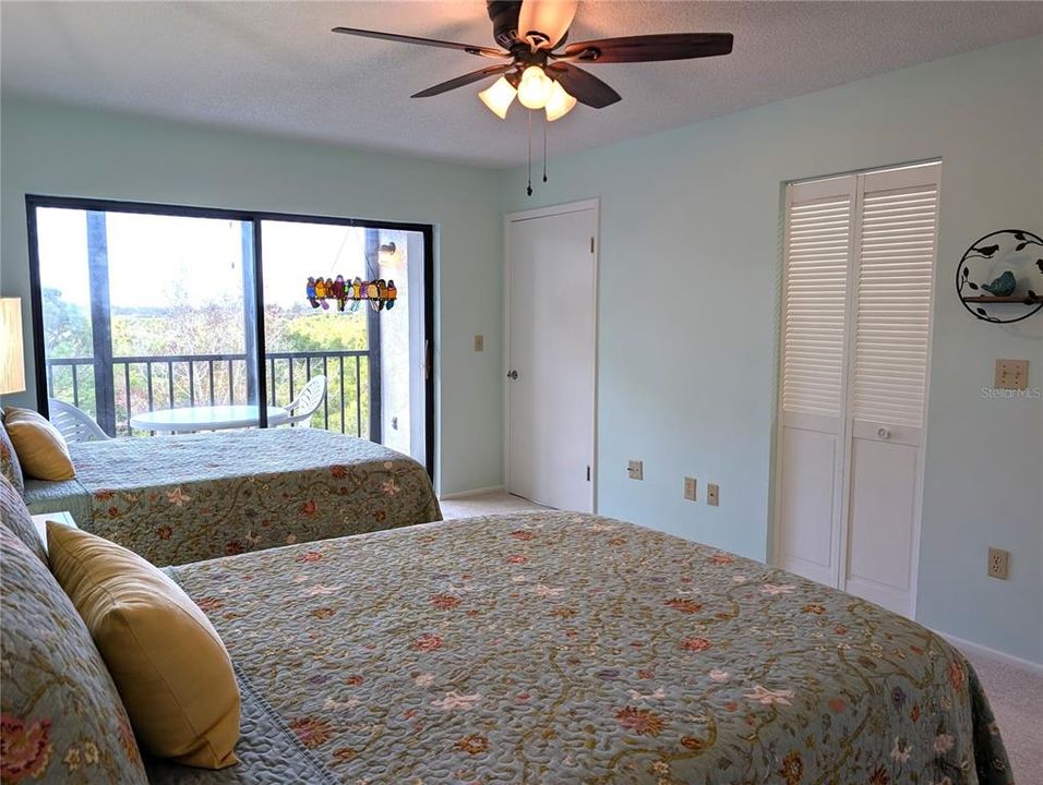 For Sale: $199,900 (2 beds, 2 baths, 1440 Square Feet)